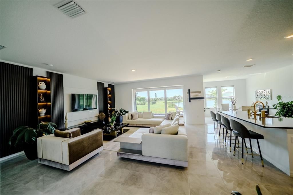 En Venta: $1,100,000 (5 camas, 4 baños, 3847 Pies cuadrados)