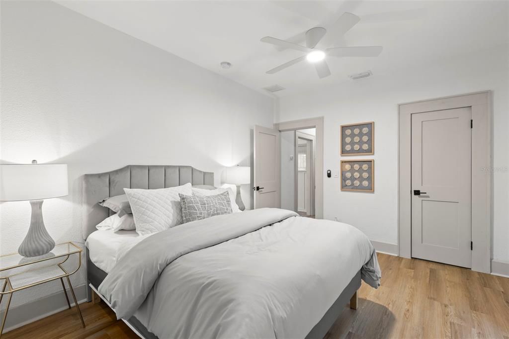 В аренду: $3,900 (3 спален, 2 ванн, 1292 Квадратных фут)