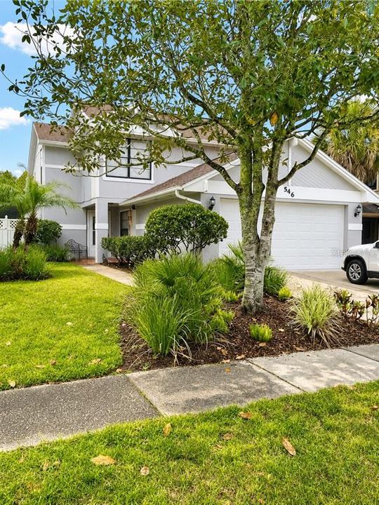 For Rent: $2,650 (3 beds, 2 baths, 1590 Square Feet)
