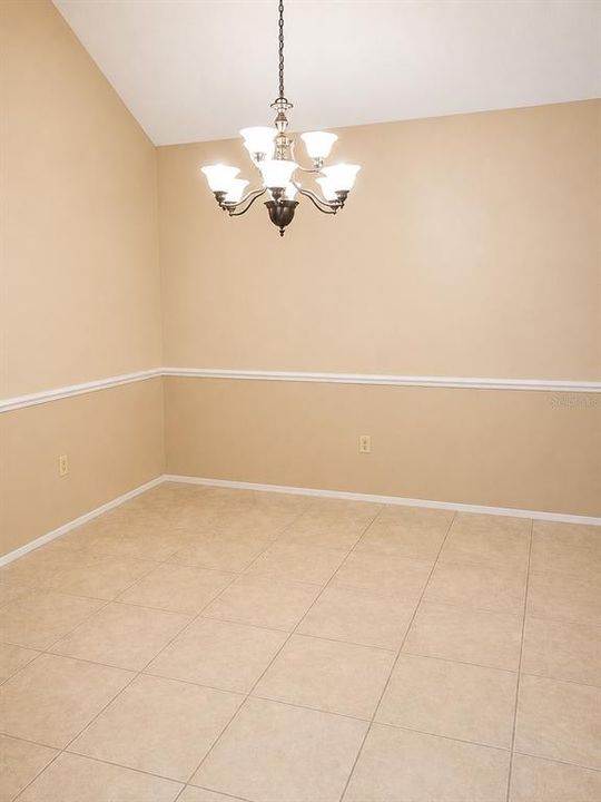 For Rent: $2,650 (3 beds, 2 baths, 1590 Square Feet)