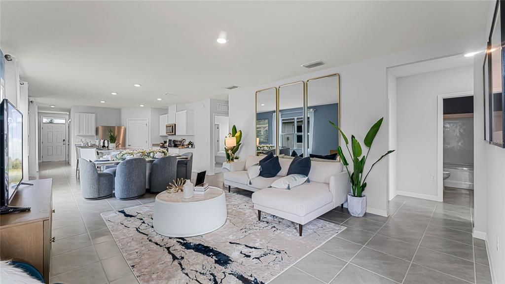 En Venta: $354,990 (4 camas, 2 baños, 1665 Pies cuadrados)
