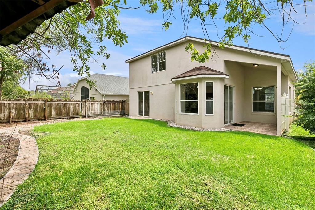 For Sale: $465,000 (4 beds, 3 baths, 2094 Square Feet)