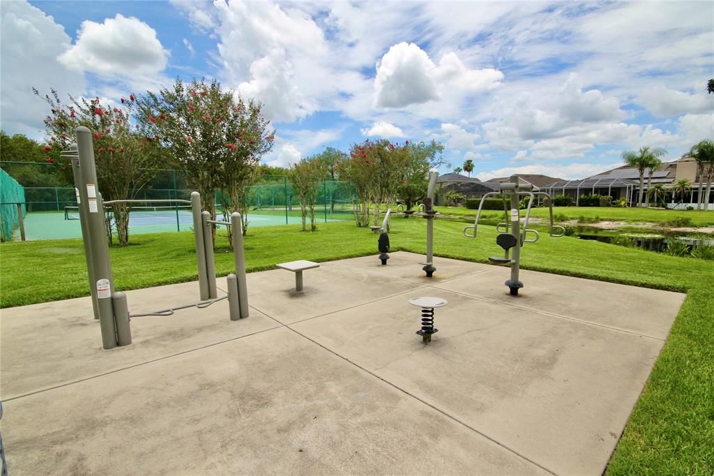 For Sale: $465,000 (4 beds, 3 baths, 2094 Square Feet)