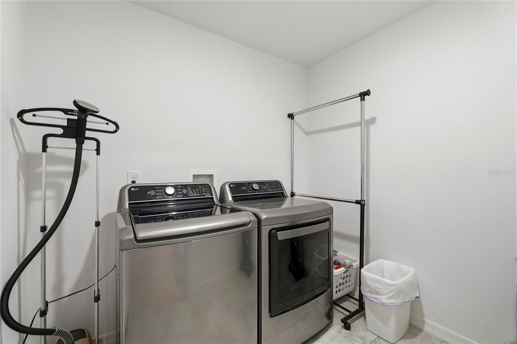 For Sale: $439,500 (3 beds, 2 baths, 2242 Square Feet)