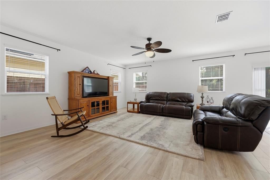 For Sale: $439,500 (3 beds, 2 baths, 2242 Square Feet)
