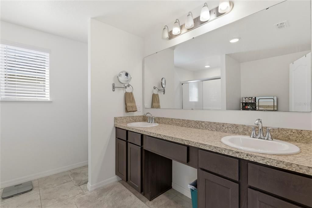 For Sale: $439,500 (3 beds, 2 baths, 2242 Square Feet)