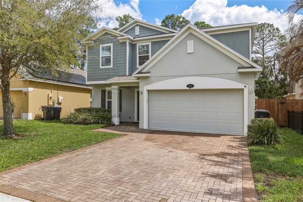 For Sale: $439,500 (3 beds, 2 baths, 2242 Square Feet)