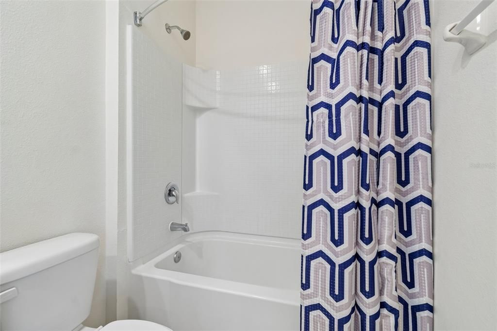 En Renta: $2,950 (4 camas, 2 baños, 2328 Pies cuadrados)