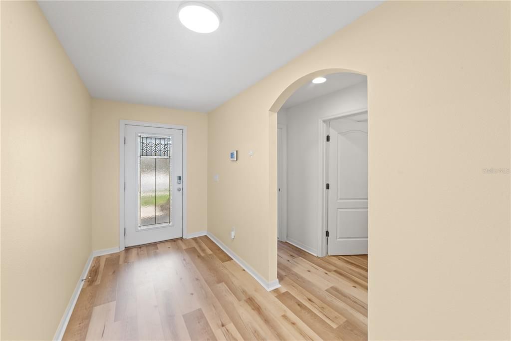 En Venta: $265,000 (3 camas, 2 baños, 1378 Pies cuadrados)