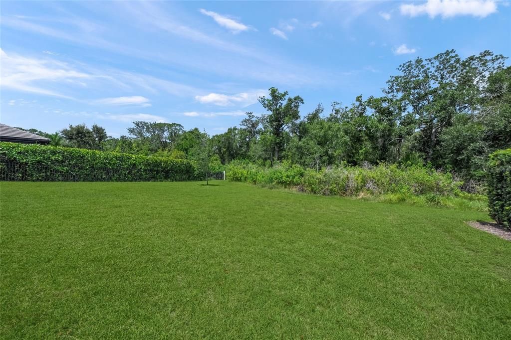 For Sale: $850,000 (5 beds, 4 baths, 3749 Square Feet)