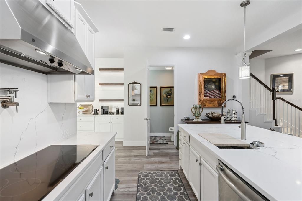 For Sale: $545,000 (3 beds, 2 baths, 1655 Square Feet)