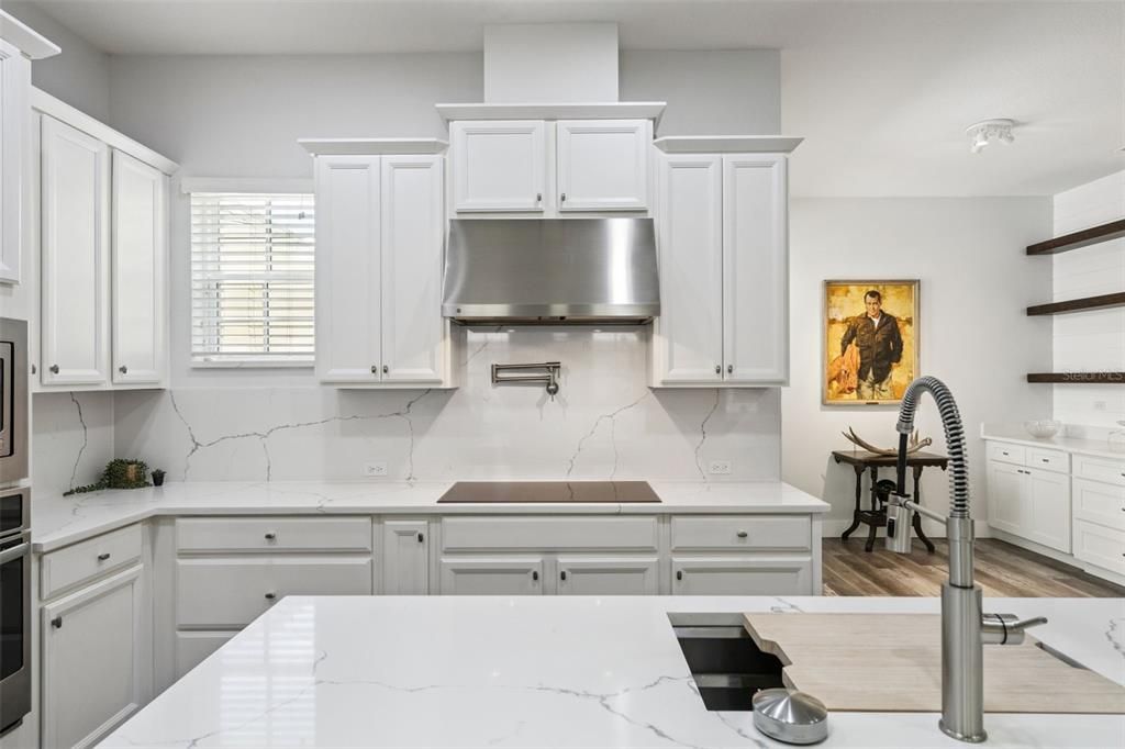 For Sale: $545,000 (3 beds, 2 baths, 1655 Square Feet)