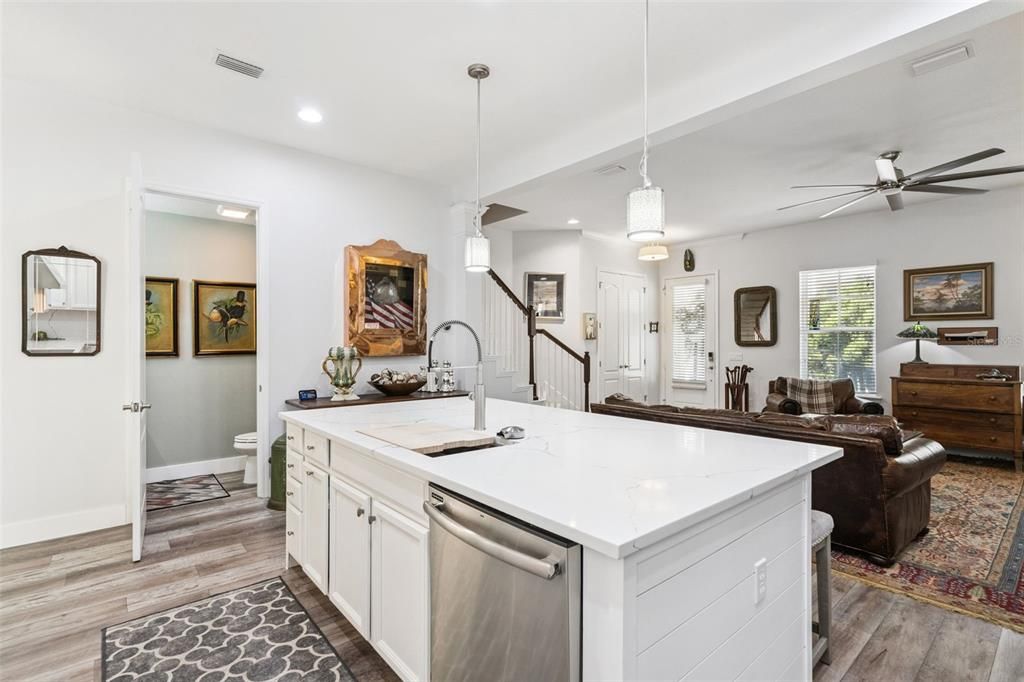For Sale: $545,000 (3 beds, 2 baths, 1655 Square Feet)