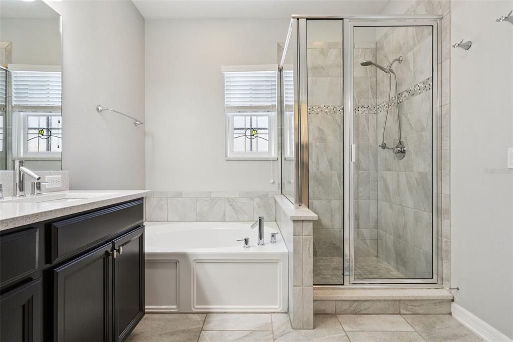 For Sale: $545,000 (3 beds, 2 baths, 1655 Square Feet)