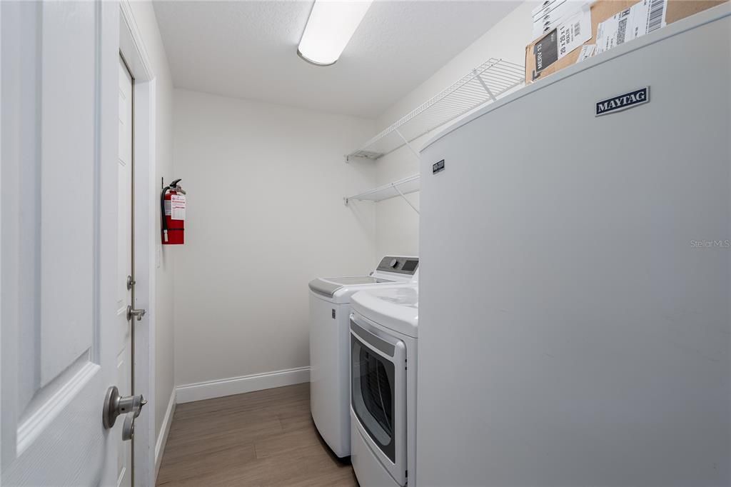 En Renta: $2,400 (3 camas, 2 baños, 1639 Pies cuadrados)
