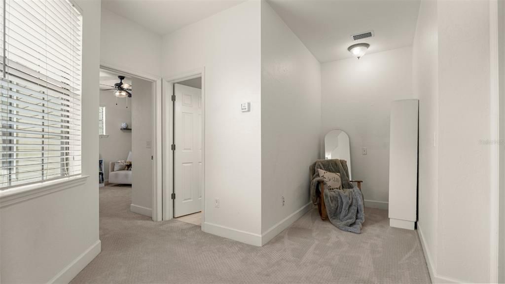 Под контрактом: $449,900 (3 спален, 2 ванн, 1803 Квадратных фут)