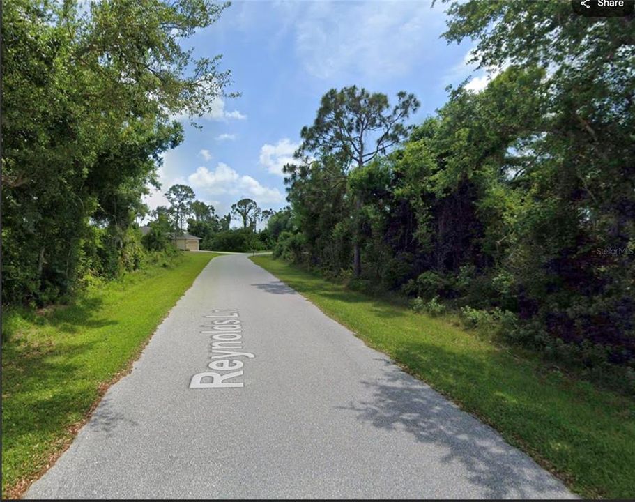 На продажу: $22,000 (0.23 acres)
