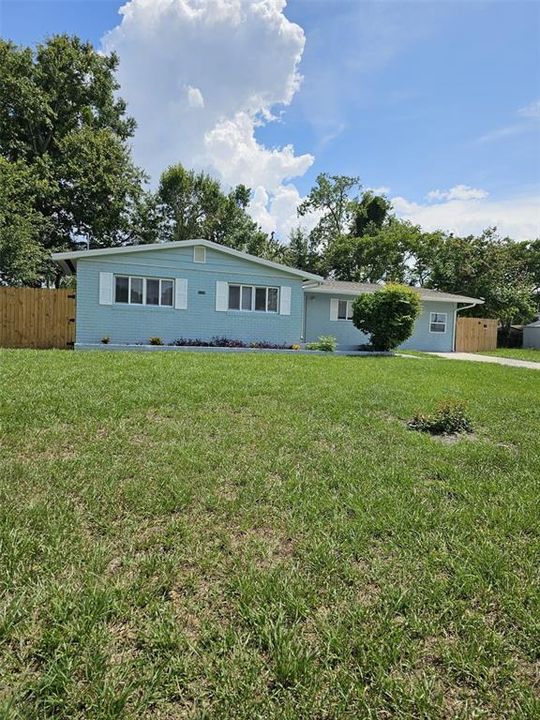 For Rent: $2,475 (3 beds, 2 baths, 1463 Square Feet)