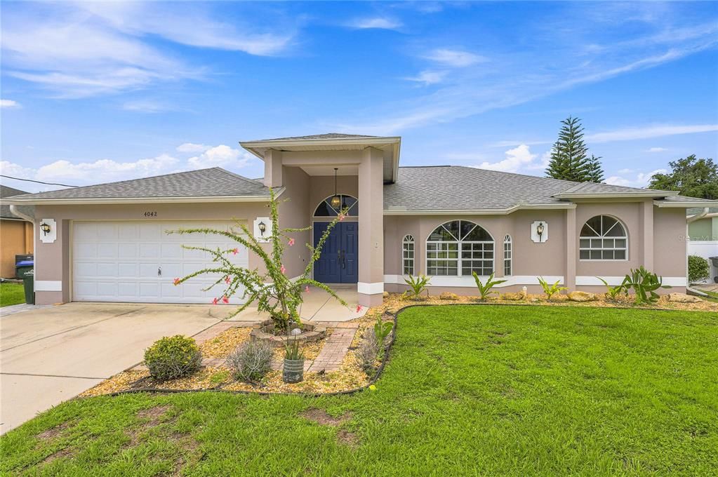 En Venta: $329,000 (3 camas, 2 baños, 1952 Pies cuadrados)