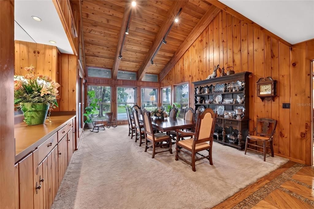 На продажу: $1,299,999 (3 спален, 4 ванн, 4985 Квадратных фут)