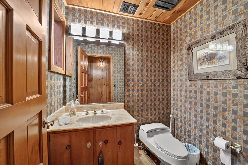 На продажу: $1,299,999 (3 спален, 4 ванн, 4985 Квадратных фут)