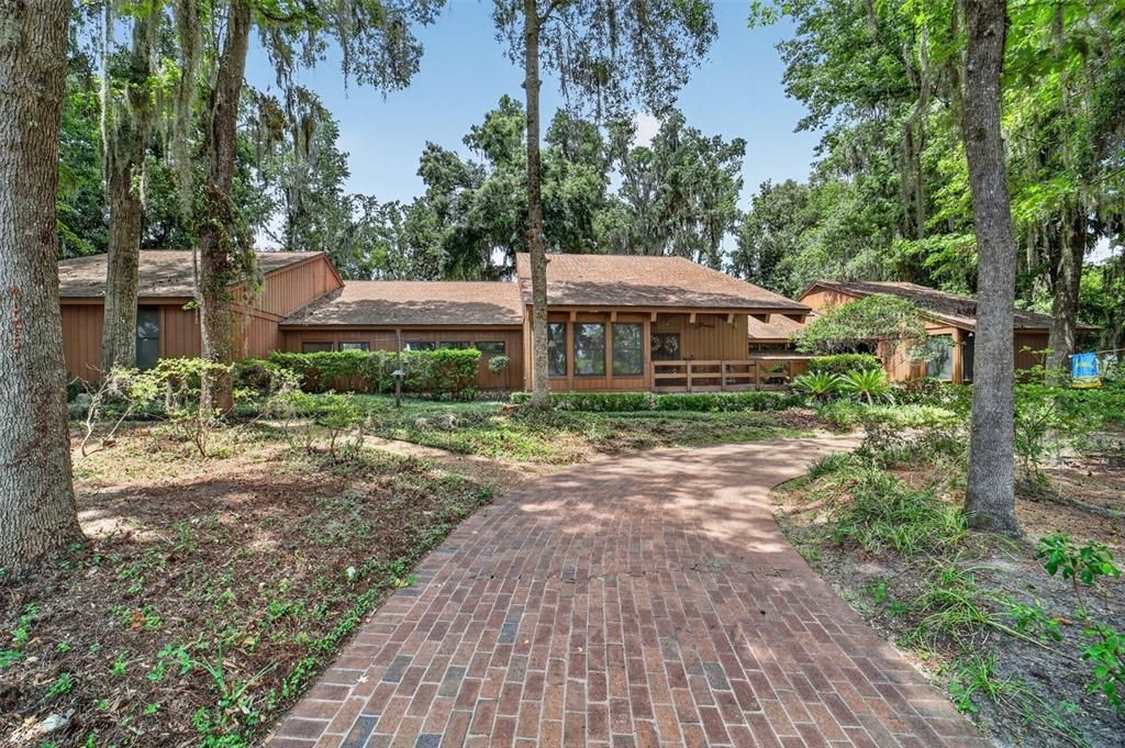 На продажу: $1,299,999 (3 спален, 4 ванн, 4985 Квадратных фут)