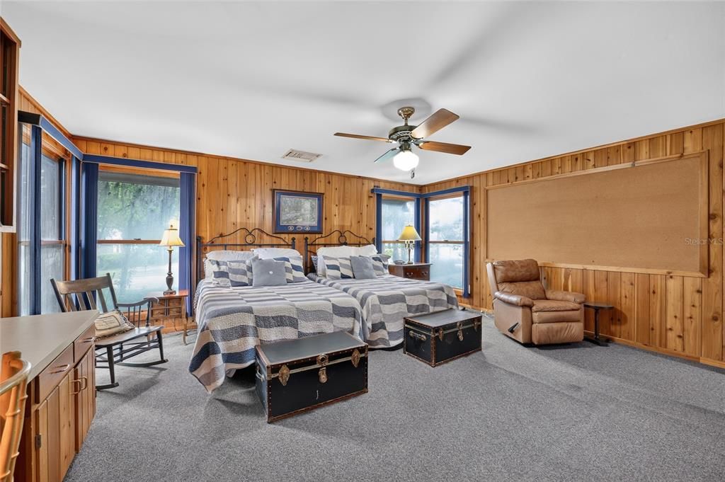 На продажу: $1,299,999 (3 спален, 4 ванн, 4985 Квадратных фут)