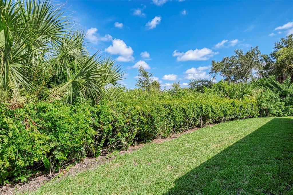For Sale: $249,900 (2 beds, 2 baths, 1374 Square Feet)