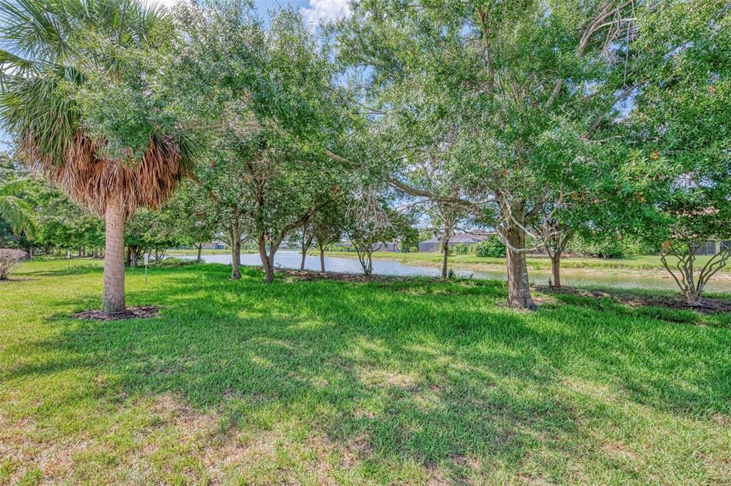 For Sale: $249,900 (2 beds, 2 baths, 1374 Square Feet)