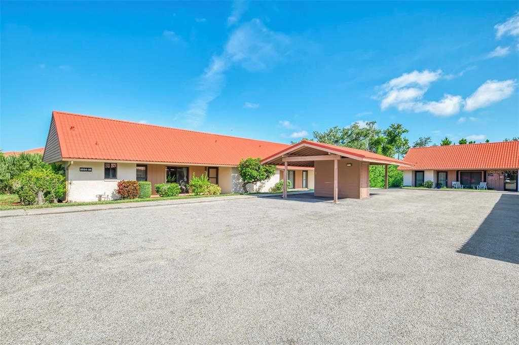 For Sale: $249,900 (2 beds, 2 baths, 1374 Square Feet)