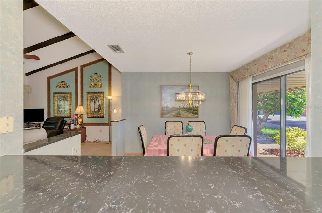 For Sale: $249,900 (2 beds, 2 baths, 1374 Square Feet)