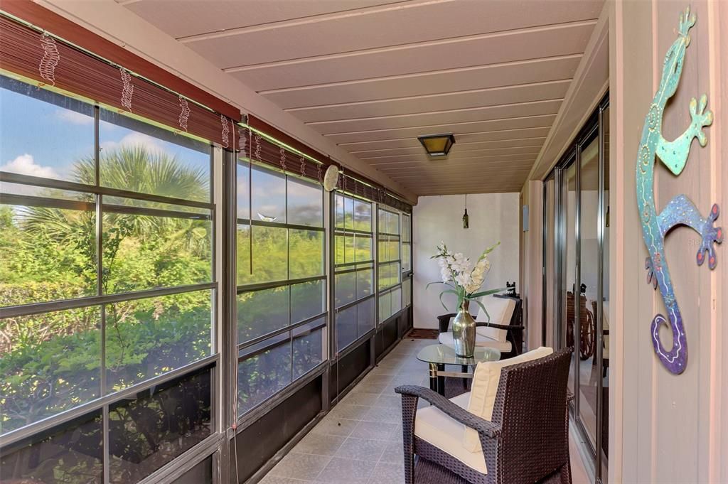 For Sale: $249,900 (2 beds, 2 baths, 1374 Square Feet)