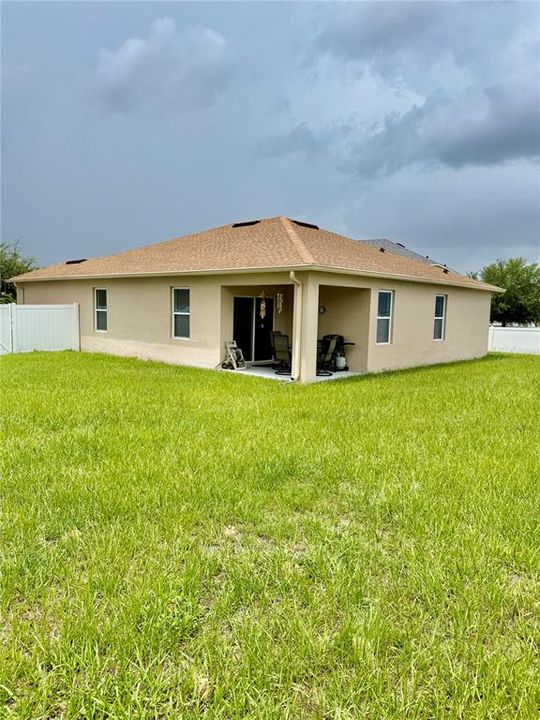 En Venta: $304,995 (3 camas, 2 baños, 1756 Pies cuadrados)