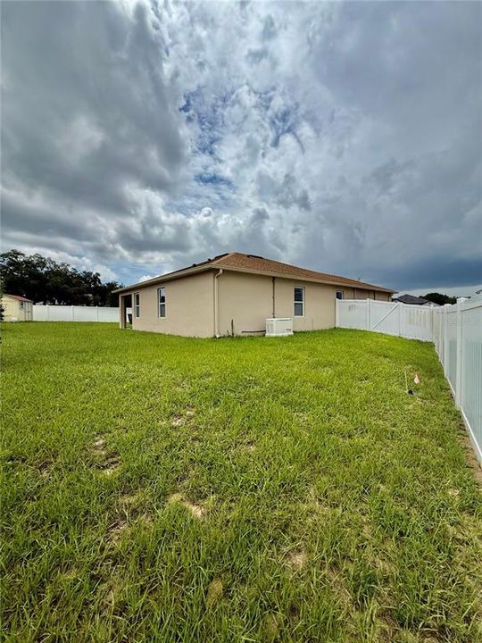 En Venta: $304,995 (3 camas, 2 baños, 1756 Pies cuadrados)