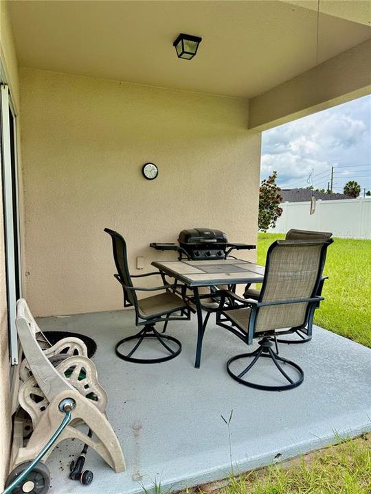 En Venta: $304,995 (3 camas, 2 baños, 1756 Pies cuadrados)