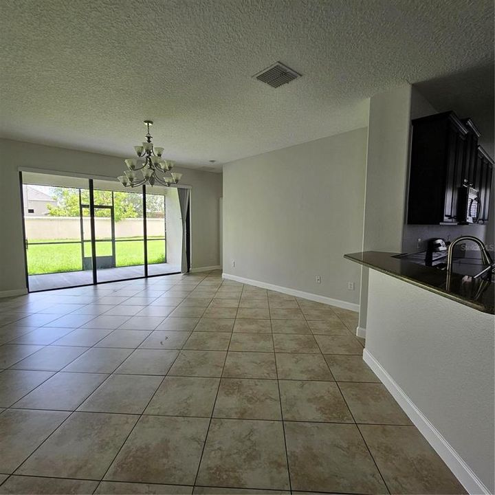 For Rent: $2,900 (4 beds, 3 baths, 2293 Square Feet)