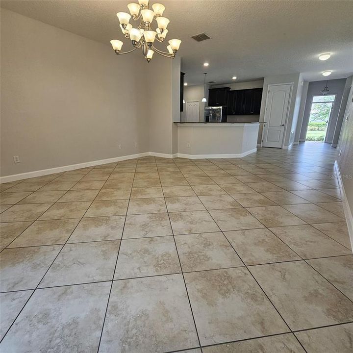 For Rent: $2,900 (4 beds, 3 baths, 2293 Square Feet)