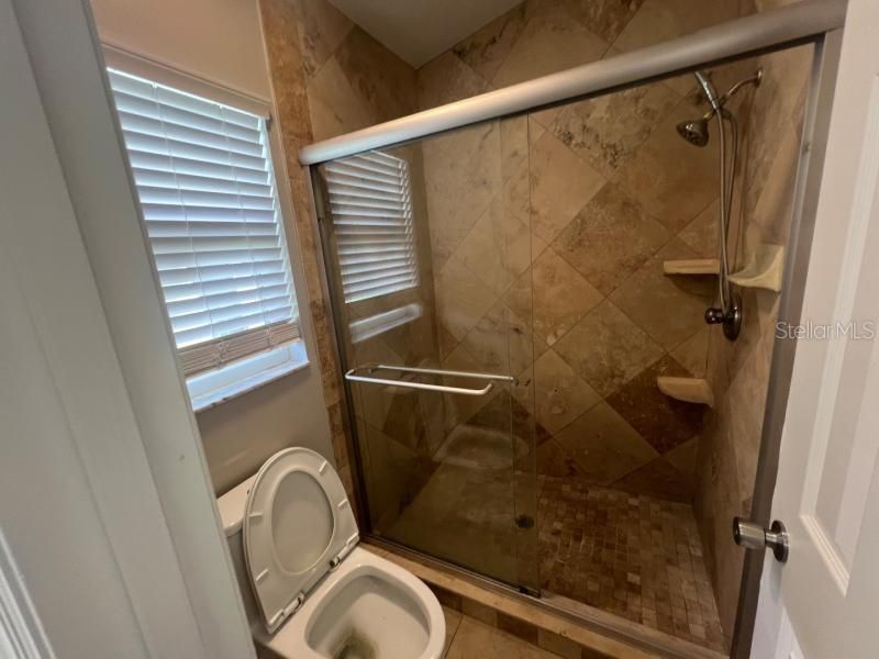 En Renta: $2,400 (3 camas, 2 baños, 1412 Pies cuadrados)