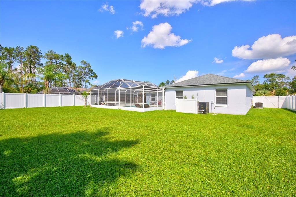 En Venta: $415,000 (4 camas, 2 baños, 1624 Pies cuadrados)
