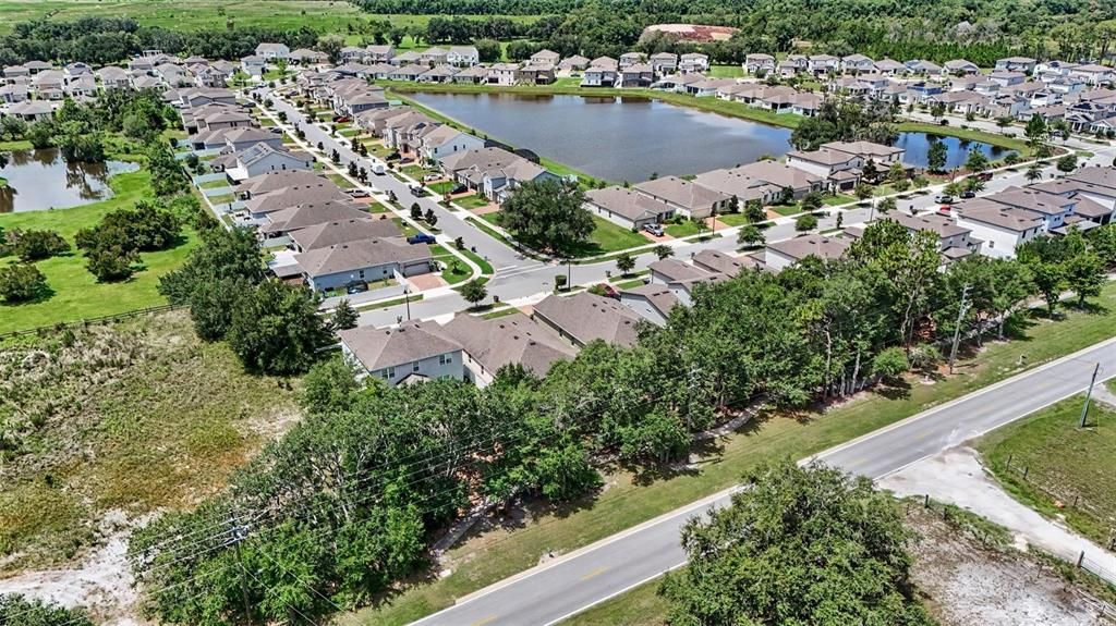 For Sale: $415,000 (4 beds, 3 baths, 2126 Square Feet)