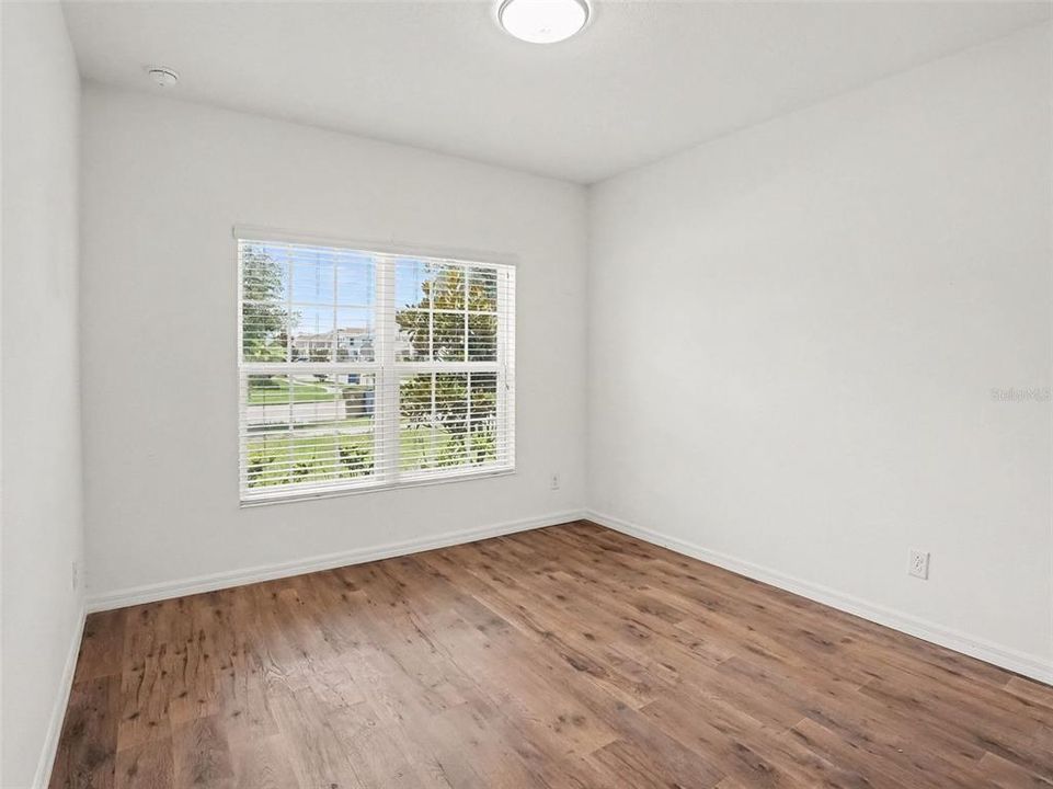 For Sale: $415,000 (4 beds, 3 baths, 2126 Square Feet)