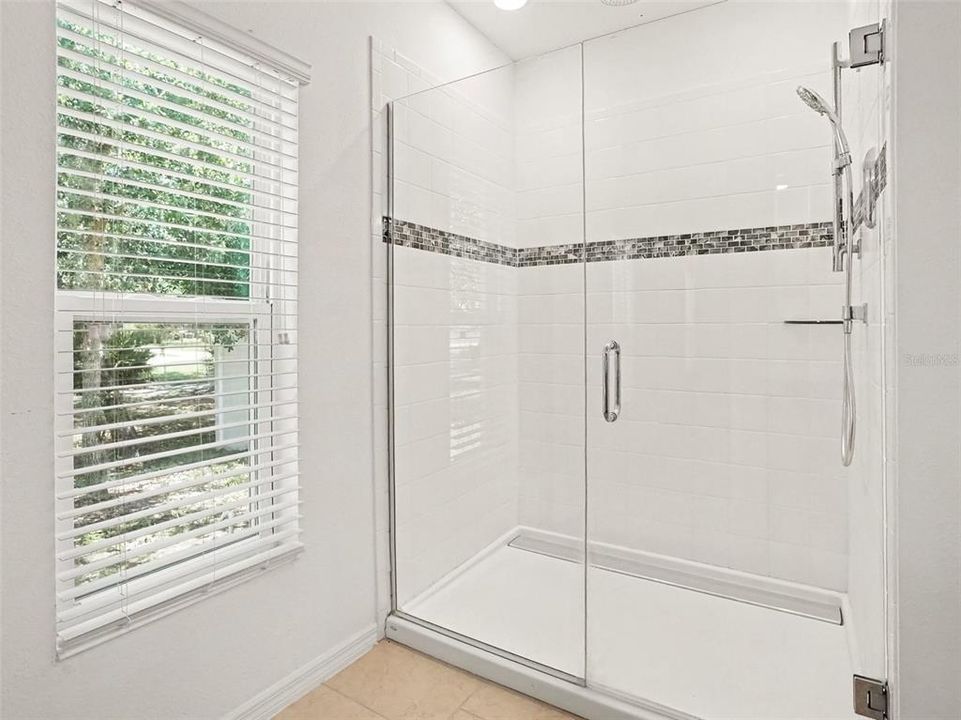 For Sale: $415,000 (4 beds, 3 baths, 2126 Square Feet)
