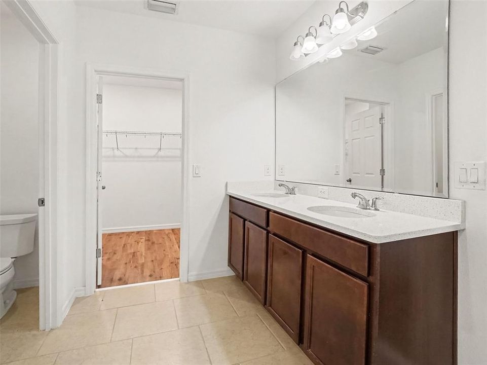 For Sale: $415,000 (4 beds, 3 baths, 2126 Square Feet)