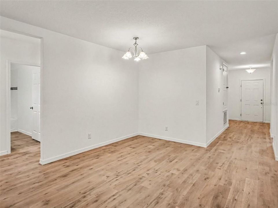 For Sale: $415,000 (4 beds, 3 baths, 2126 Square Feet)