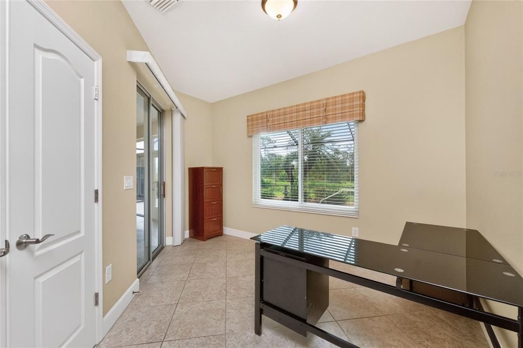En Venta: $499,000 (3 camas, 2 baños, 2070 Pies cuadrados)