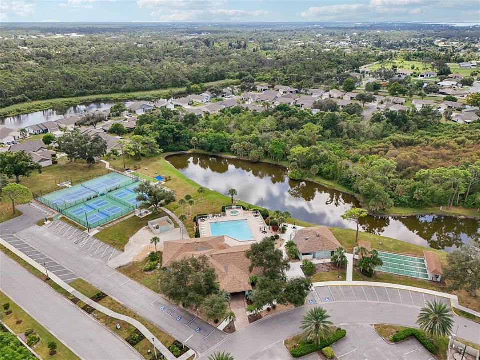 En Venta: $499,000 (3 camas, 2 baños, 2070 Pies cuadrados)