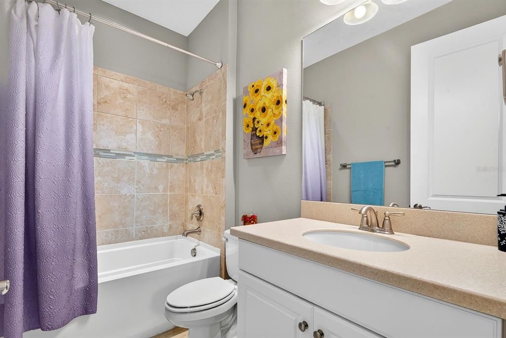For Sale: $375,000 (2 beds, 2 baths, 1582 Square Feet)