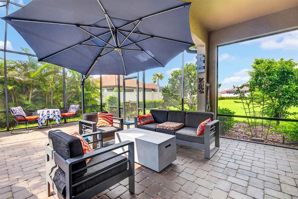 For Sale: $375,000 (2 beds, 2 baths, 1582 Square Feet)