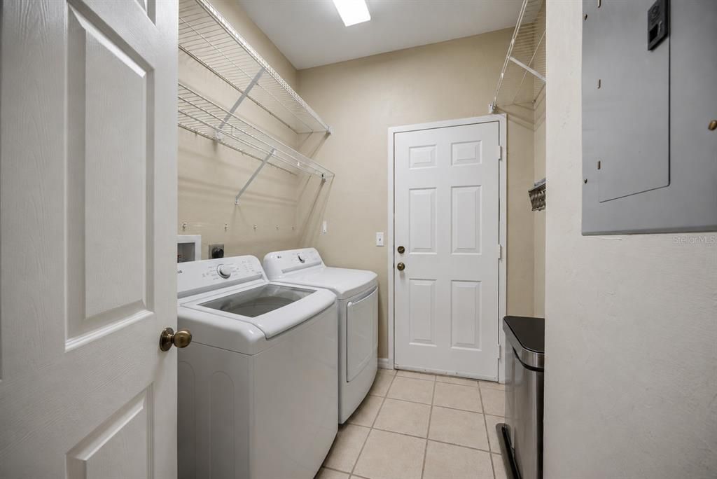 For Rent: $1,800 (3 beds, 2 baths, 1650 Square Feet)
