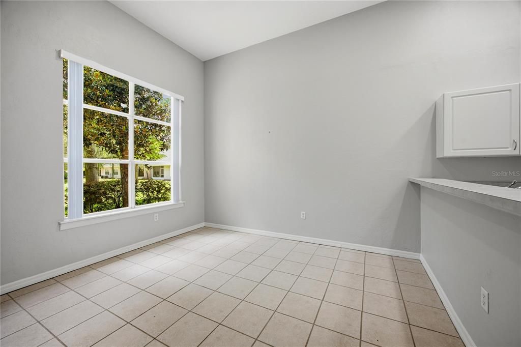 For Rent: $1,800 (3 beds, 2 baths, 1650 Square Feet)